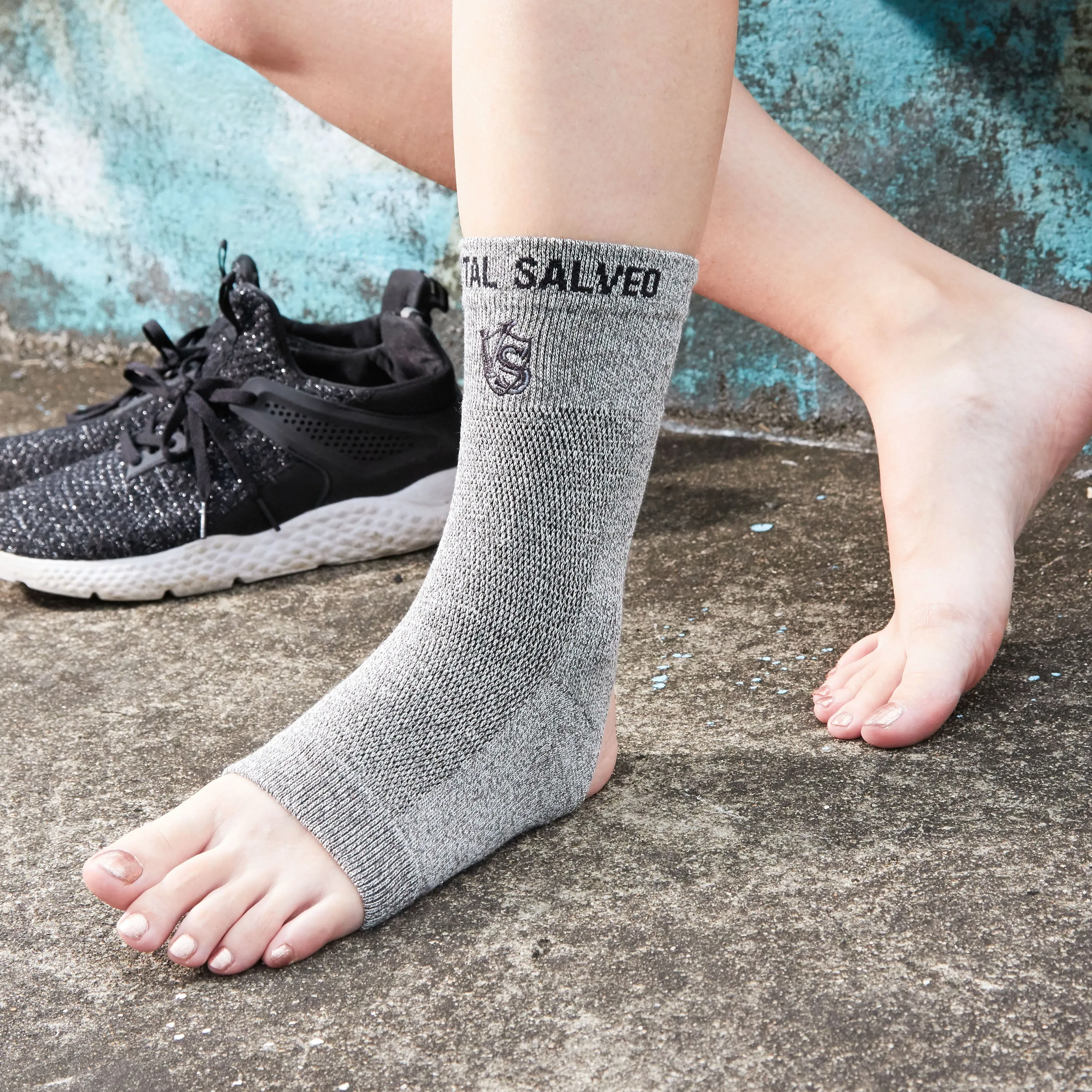 Bamboo Charcoal and Germanium Ankle Sleeve - Opening (1PC)