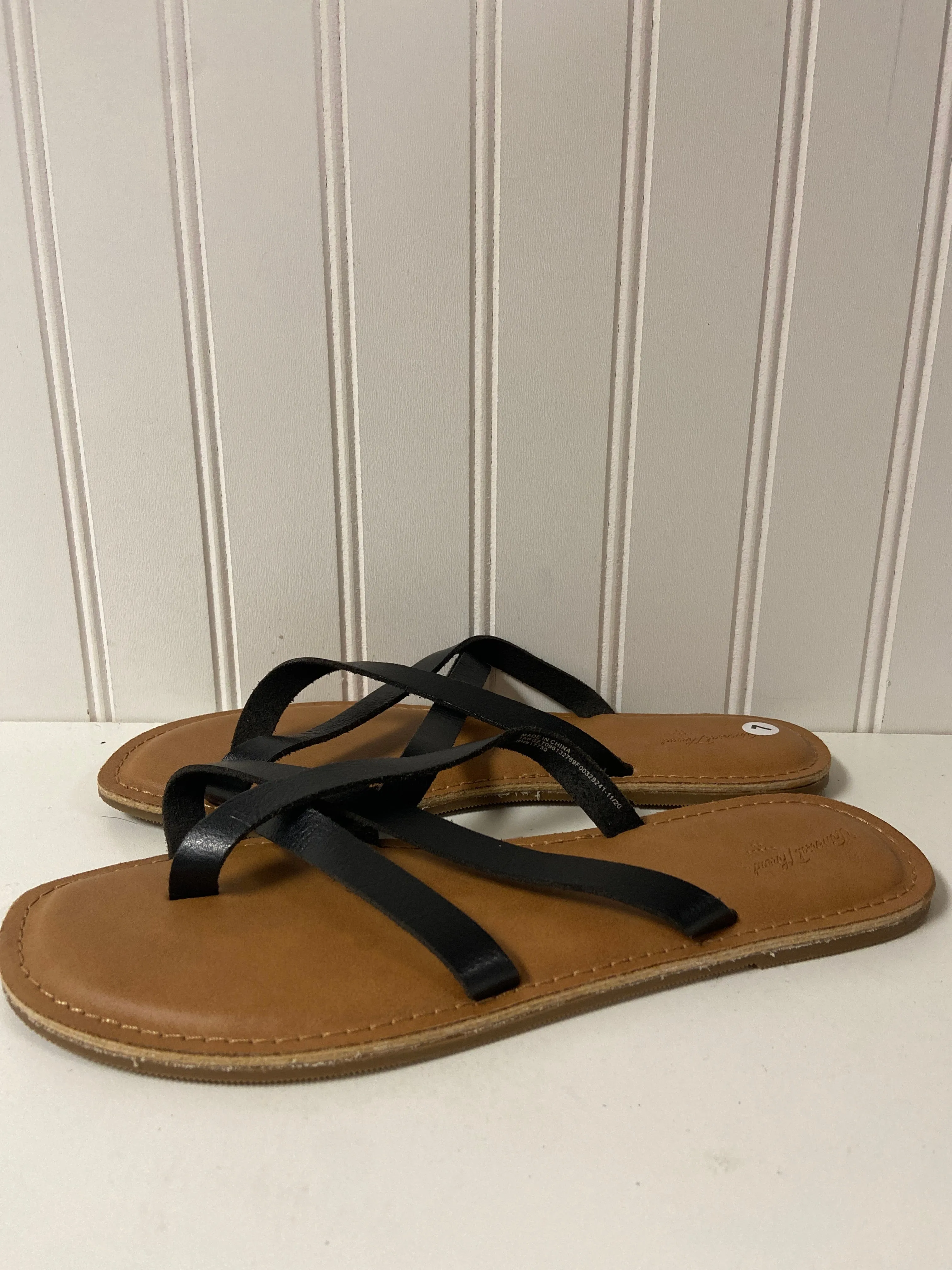 Black Sandals Flip Flops Universal Thread, Size 7